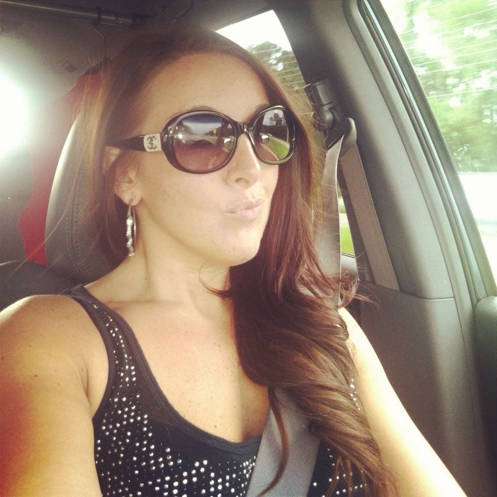 Meet your Posher, Angie